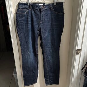 Liz Claiborne Dark Wash Curvy Straight Jeans 14 NWT
